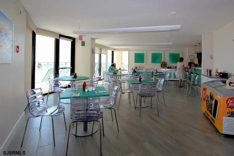 111 S 16th Ave Longport, NJ 08403