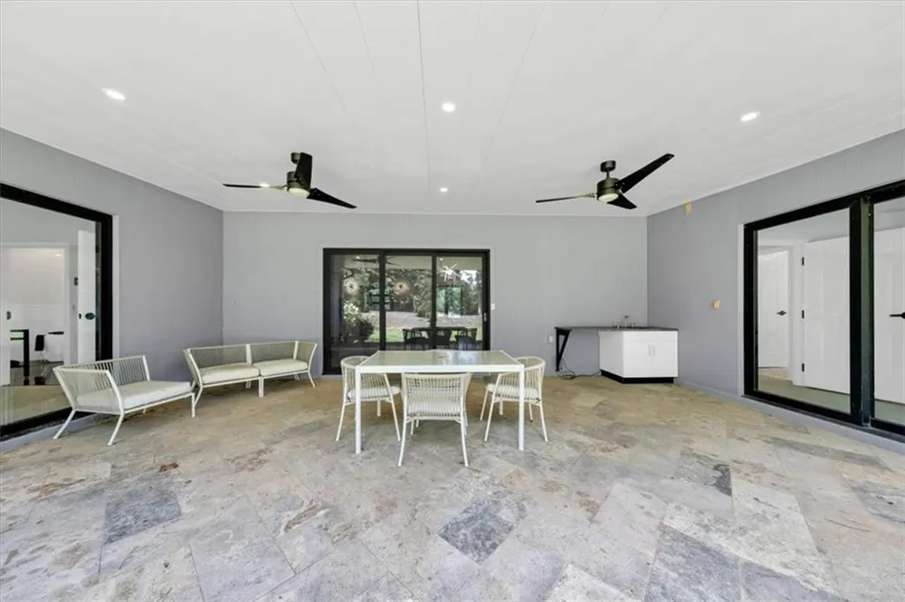 40 Red Oak Circle Buchanan, GA 30113