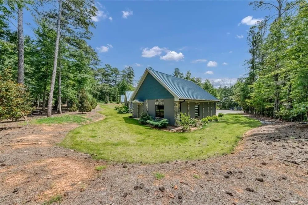 40 Red Oak Circle Buchanan, GA 30113