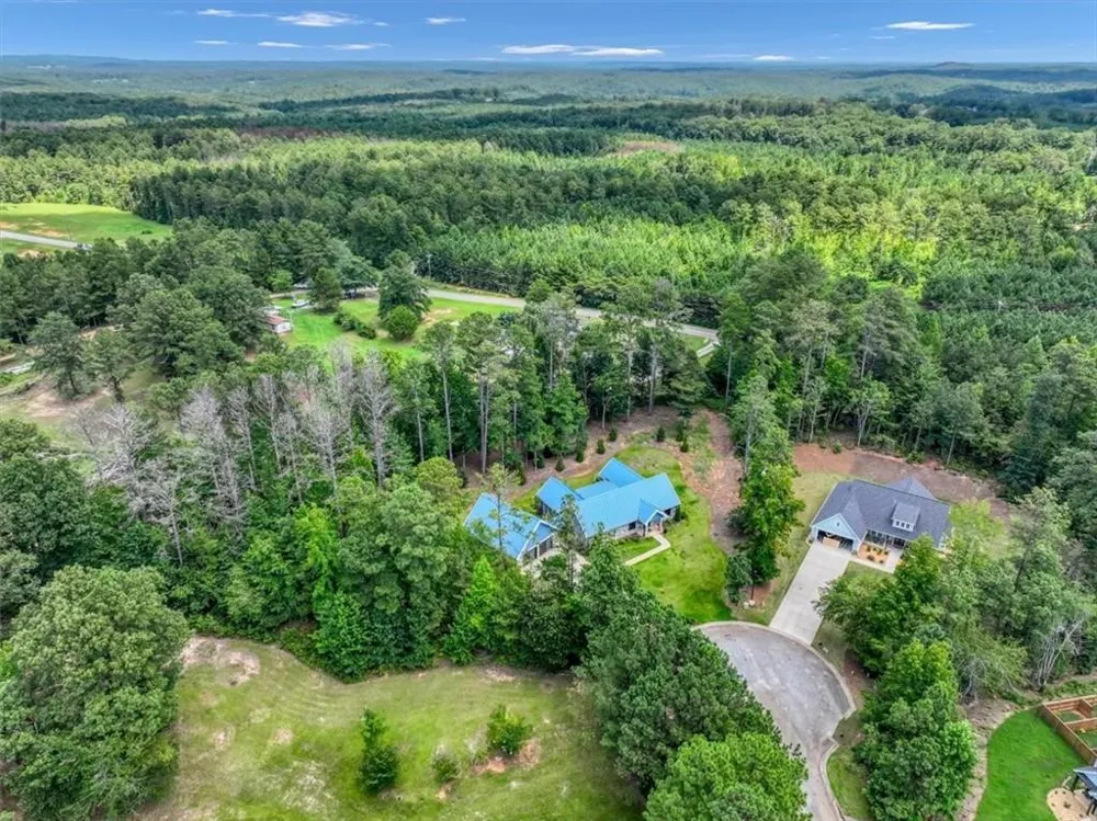 40 Red Oak Circle Buchanan, GA 30113