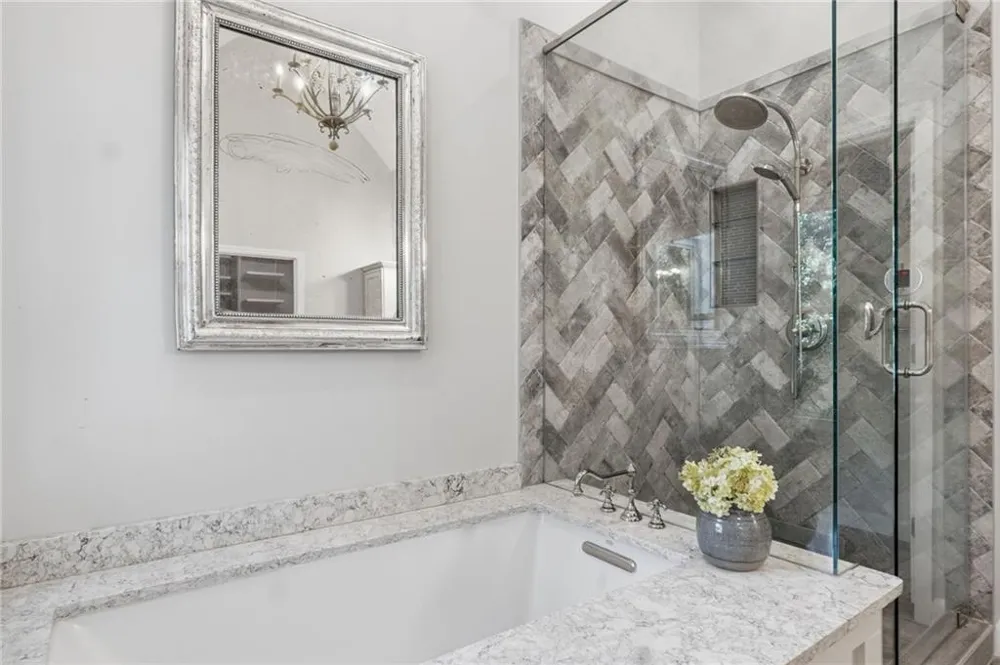 2040 Shallowford Park Manor Roswell, GA 30075