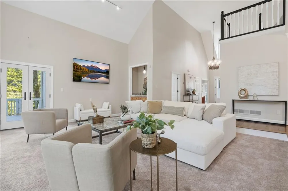 2040 Shallowford Park Manor Roswell, GA 30075