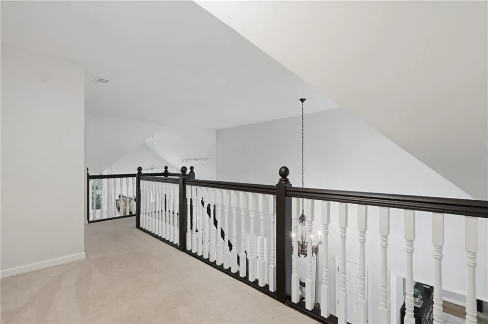 2040 Shallowford Park Manor Roswell, GA 30075