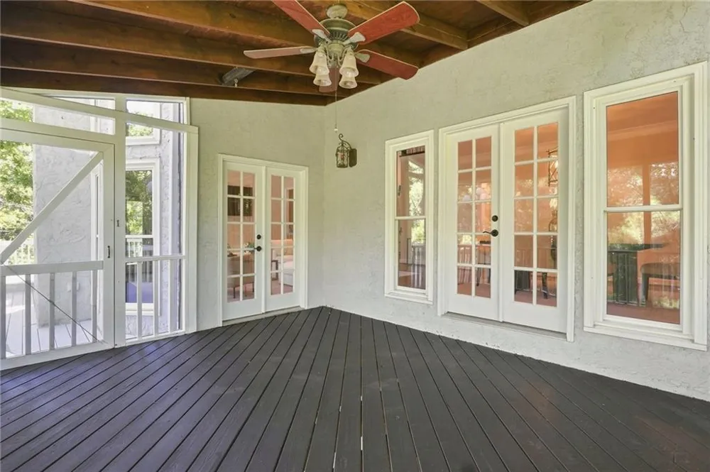 2040 Shallowford Park Manor Roswell, GA 30075