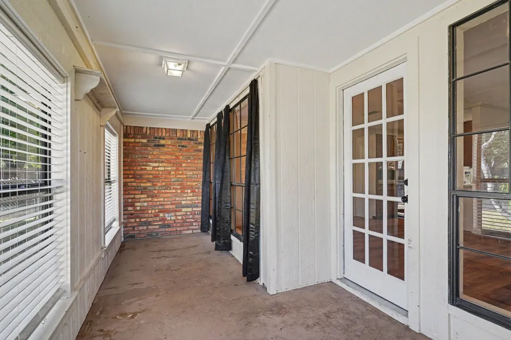 1510 Surry Place Drive Cleburne, TX 76033