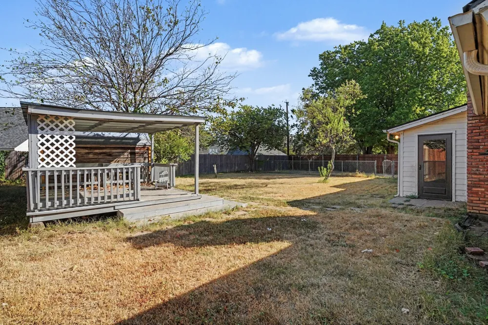 1510 Surry Place Drive Cleburne, TX 76033