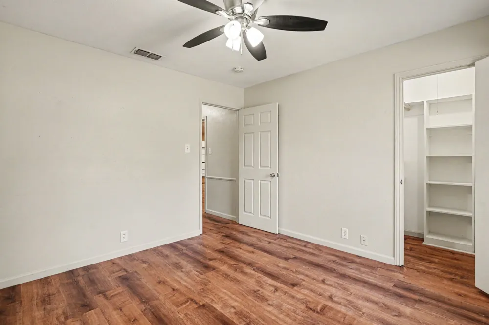 1510 Surry Place Drive Cleburne, TX 76033