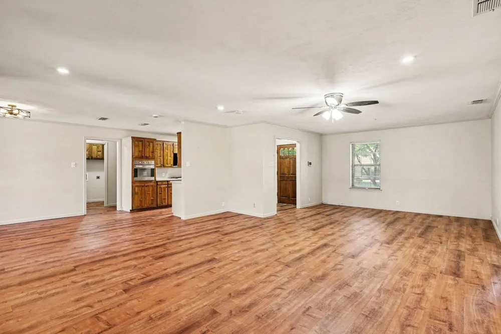 1510 Surry Place Drive Cleburne, TX 76033