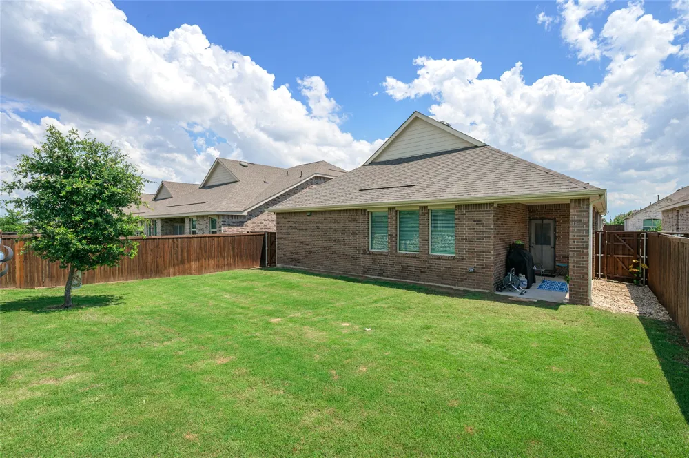 5829 Pensby Drive Celina, TX 76227