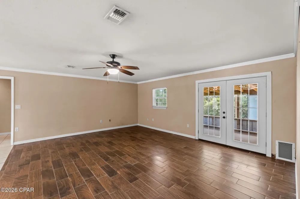 2060 Apollo Drive Chipley, FL 32428