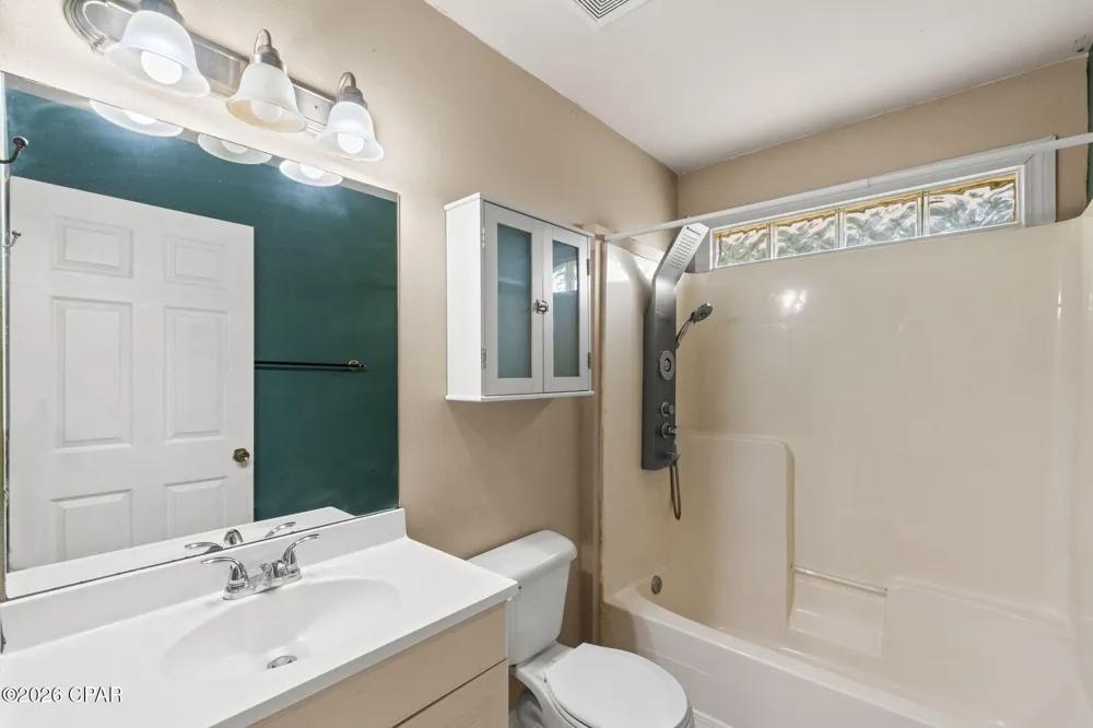 2060 Apollo Drive Chipley, FL 32428