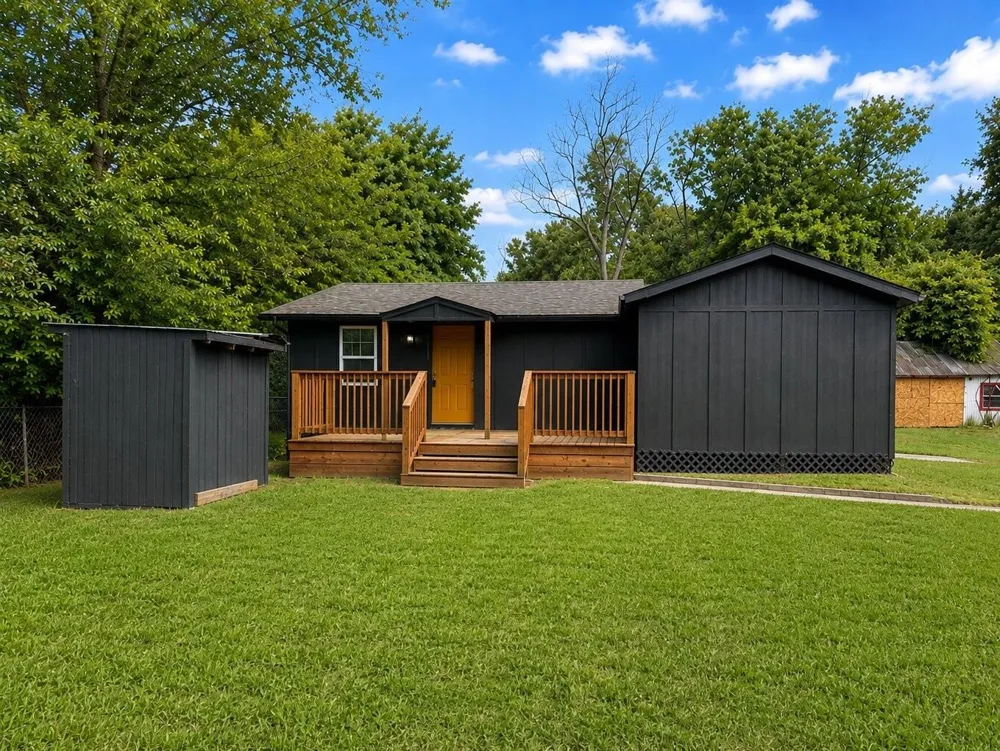 15517 Highway 6 Santa Fe, TX 77517