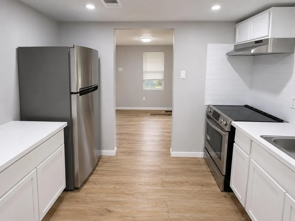 15517 Highway 6 Santa Fe, TX 77517