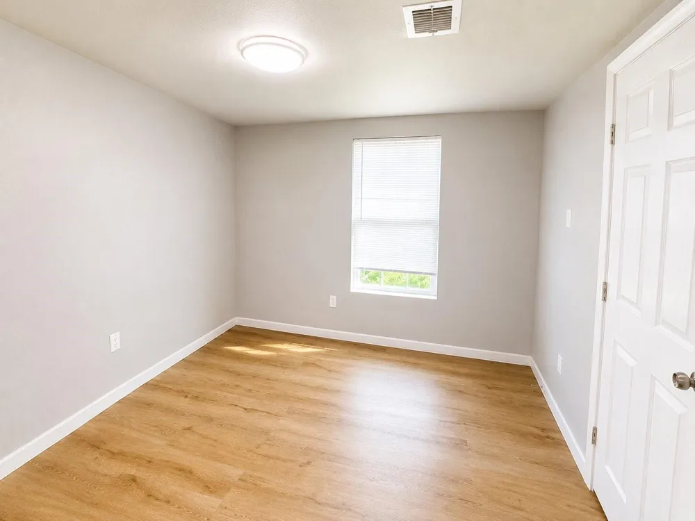 15517 Highway 6 Santa Fe, TX 77517