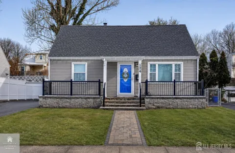 124 Coolidge Avenue