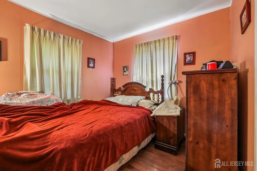 57 Gurley Road Edison, NJ 08817