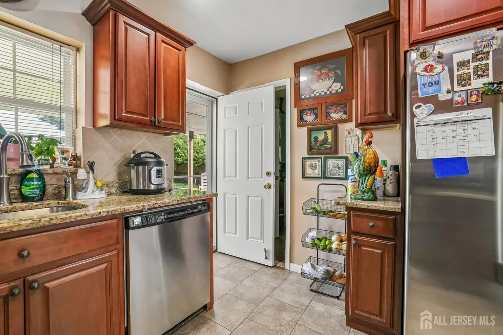 57 Gurley Road Edison, NJ 08817