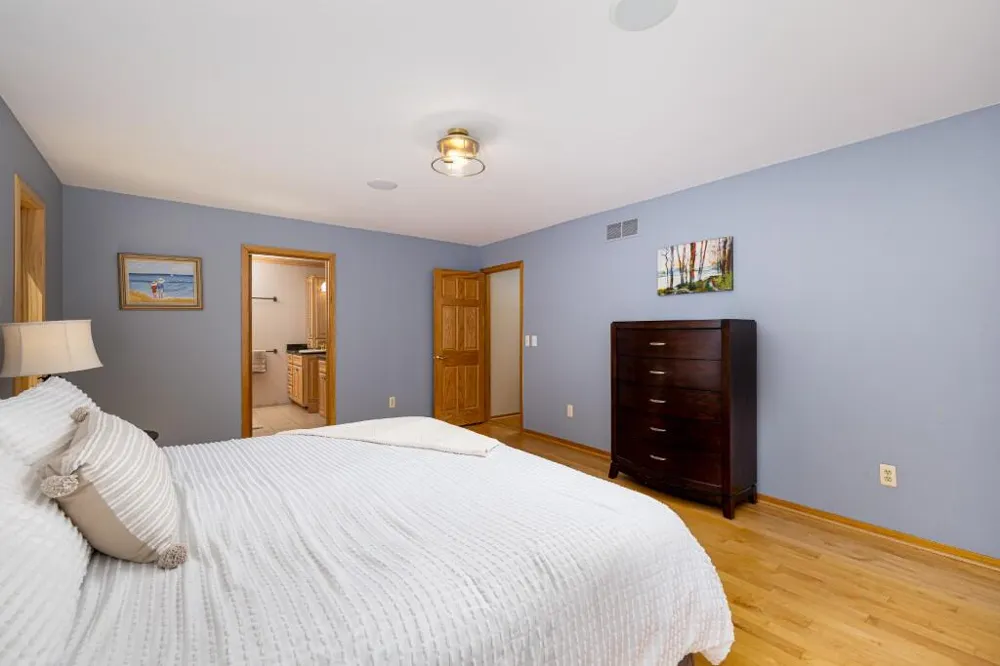 3447 River Pines Drive Ann Arbor, MI 48103