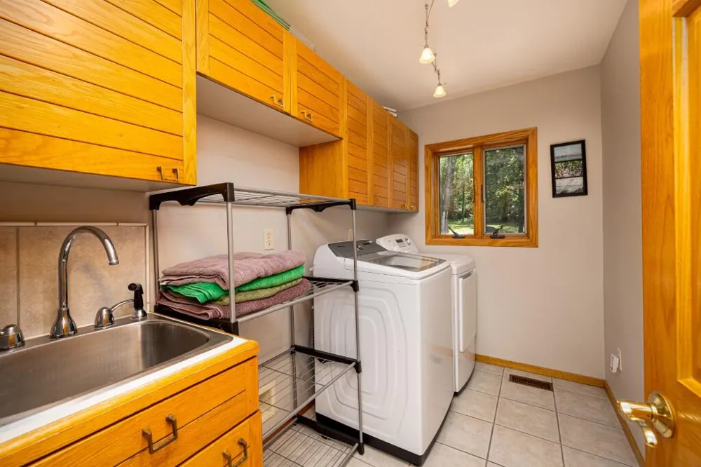 3447 River Pines Drive Ann Arbor, MI 48103