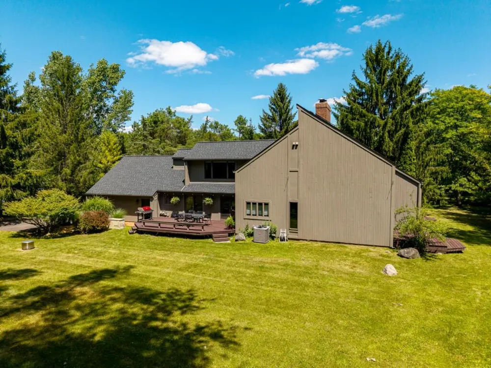 3447 River Pines Drive Ann Arbor, MI 48103