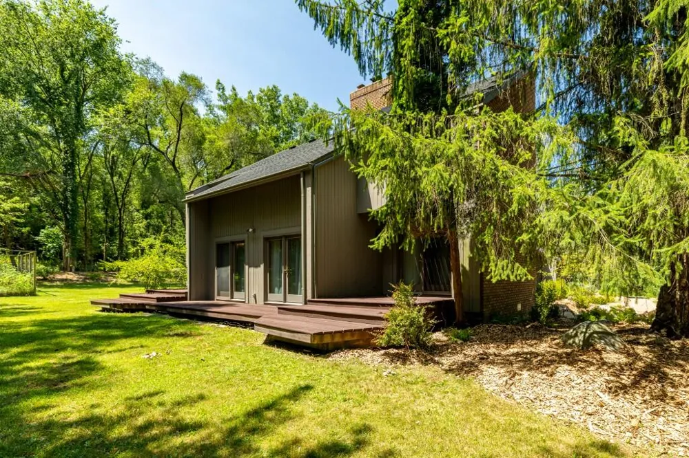 3447 River Pines Drive Ann Arbor, MI 48103