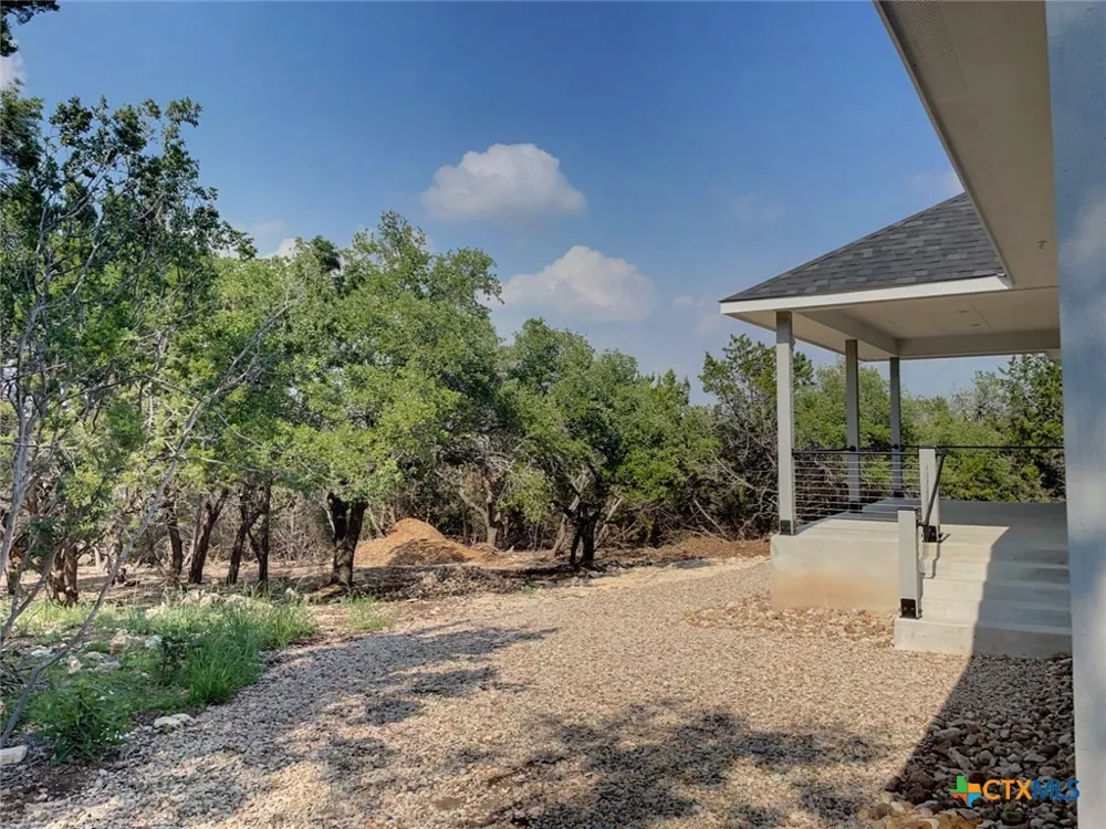 1131 Yaupon Drive Fischer, TX 78623