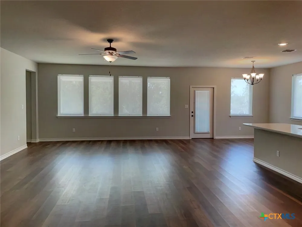 1131 Yaupon Drive Fischer, TX 78623