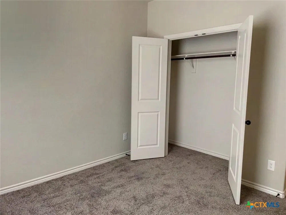1131 Yaupon Drive Fischer, TX 78623