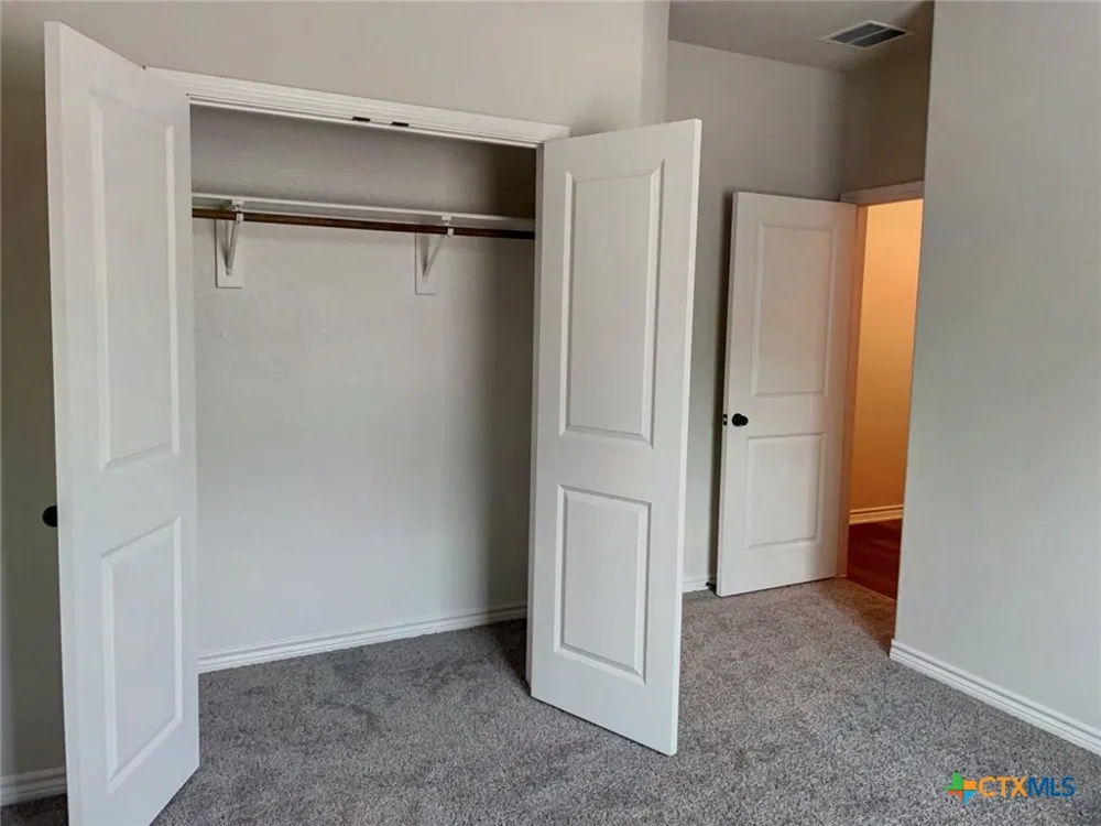 1131 Yaupon Drive Fischer, TX 78623