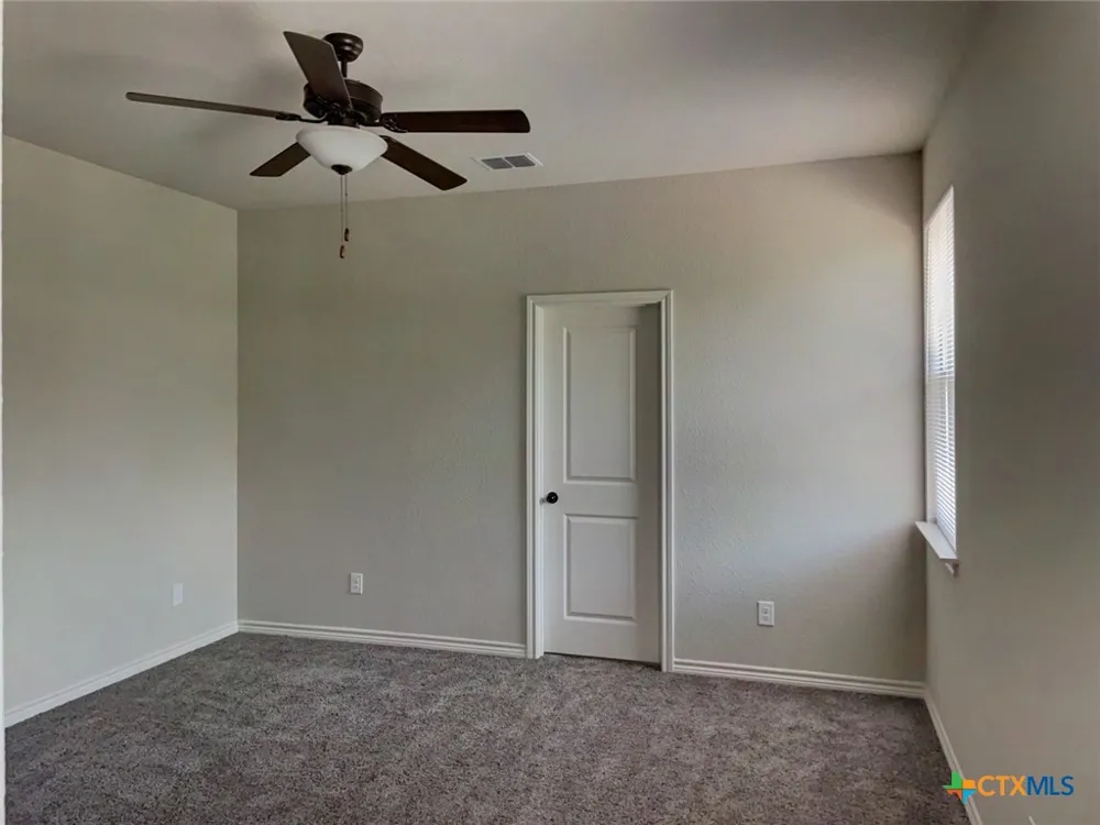 1131 Yaupon Drive Fischer, TX 78623