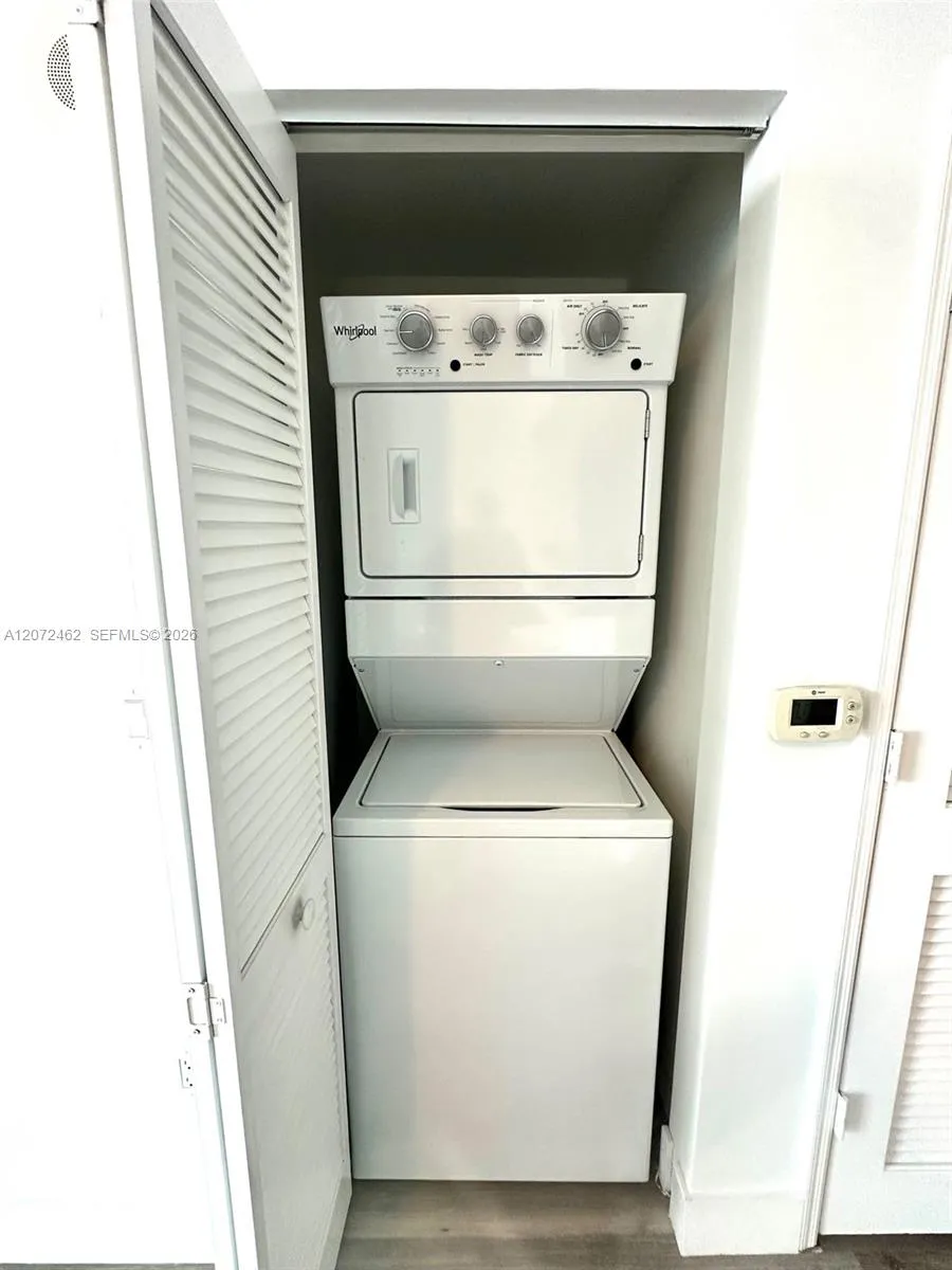 951 Brickell Ave #3403 Miami, FL 33131