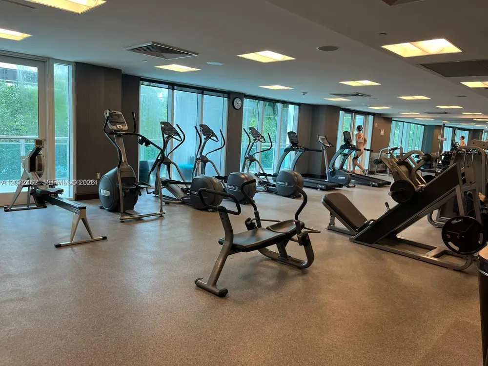 951 Brickell Ave #3403 Miami, FL 33131