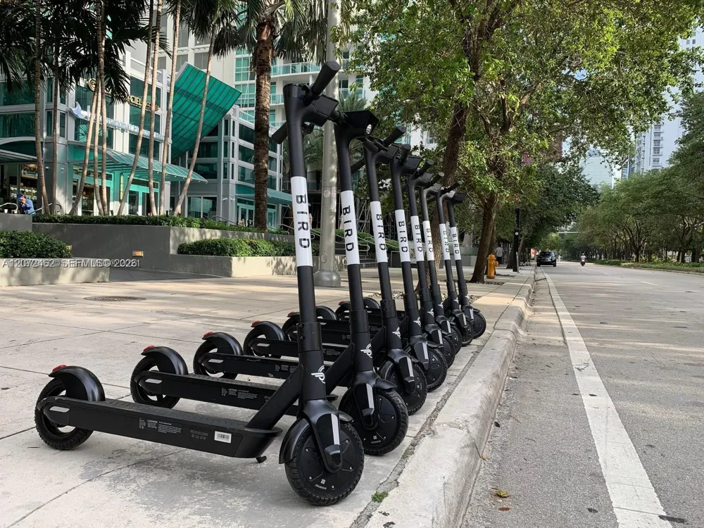 951 Brickell Ave #3403 Miami, FL 33131