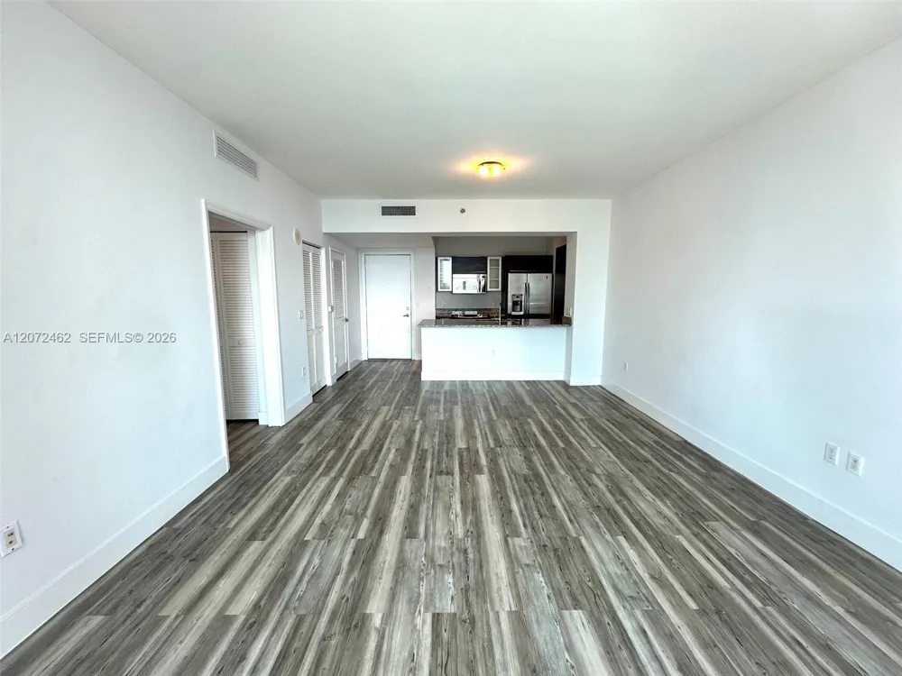 951 Brickell Ave #3403 Miami, FL 33131