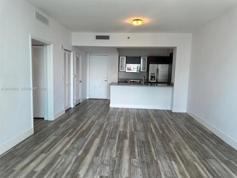 951 Brickell Ave #3403 Miami, FL 33131