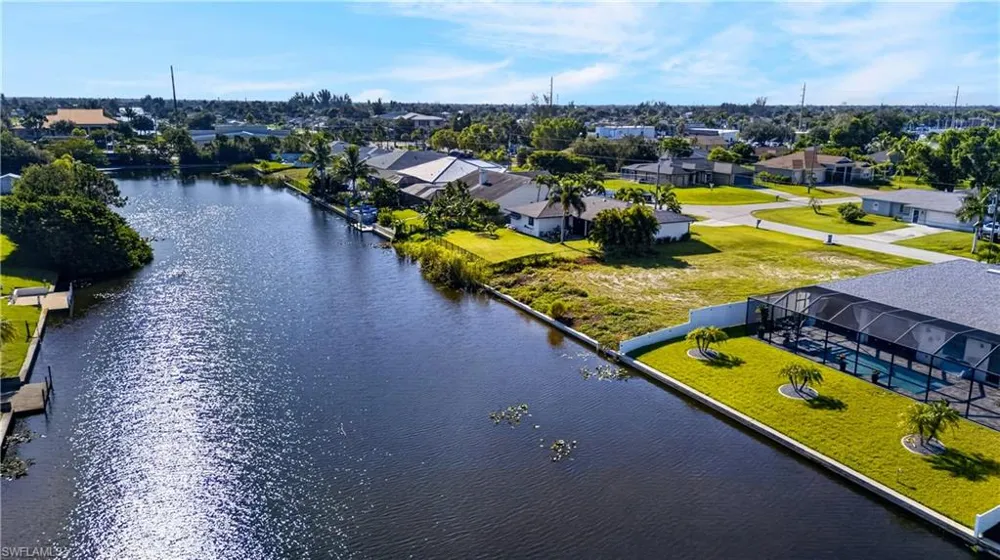 107 SW 21st Street Cape Coral, FL 33991