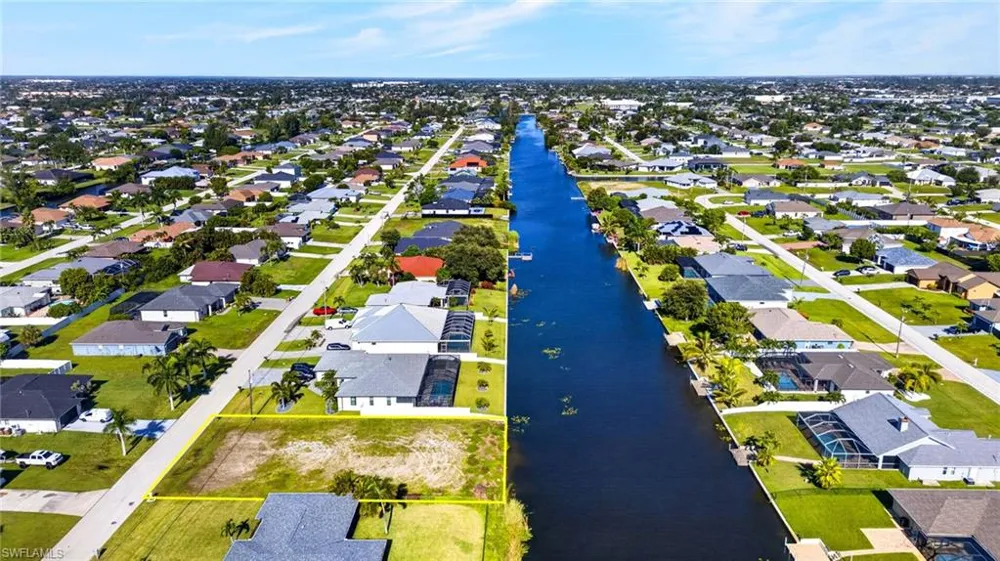 107 SW 21st Street Cape Coral, FL 33991
