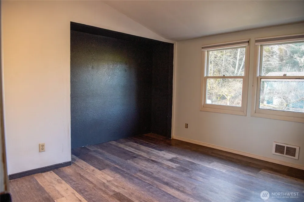 6720 Central Park Drive Aberdeen, WA 98520