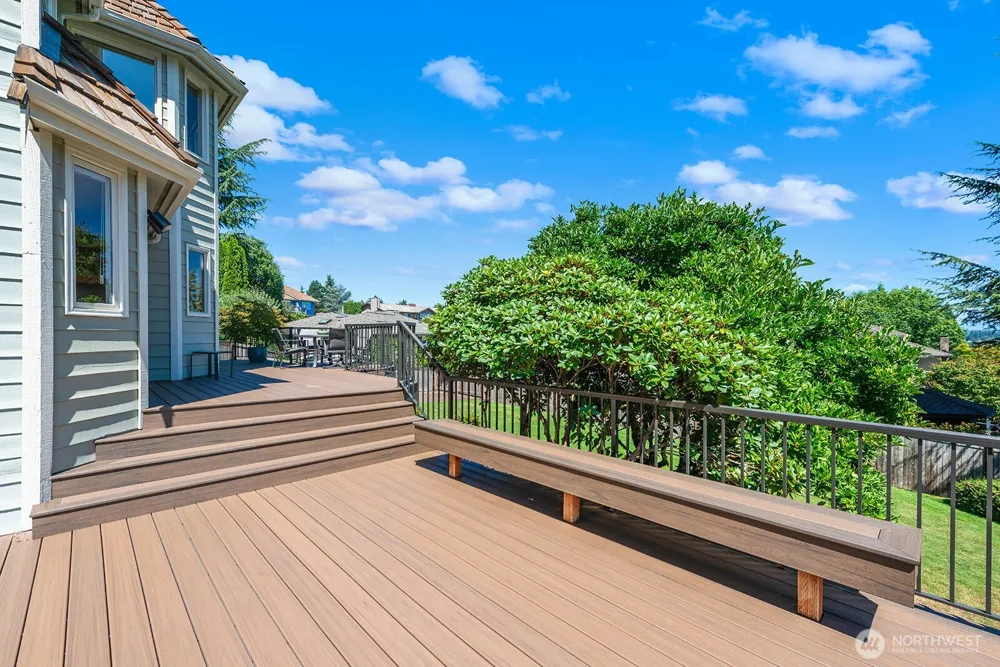 19004 64th Avenue NE Kenmore, WA 98028