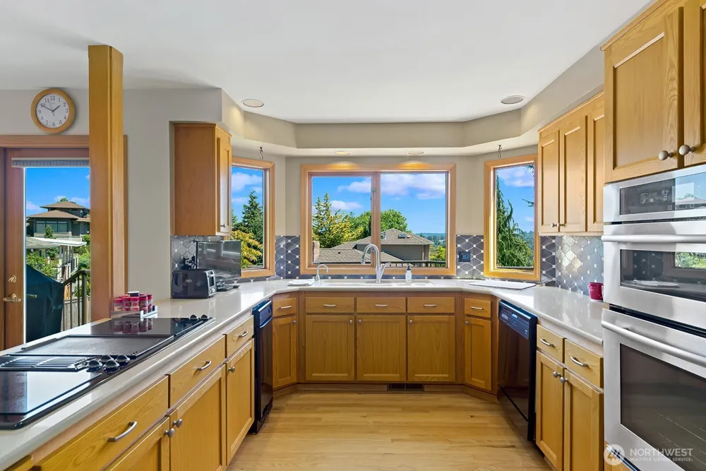 19004 64th Avenue NE Kenmore, WA 98028