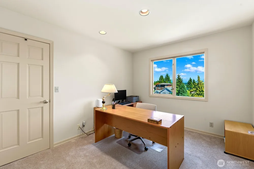 19004 64th Avenue NE Kenmore, WA 98028