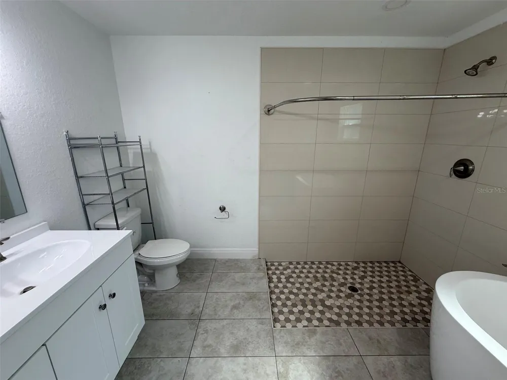 5112 PACIFIC AVENUE Weeki Wachee, FL 34607