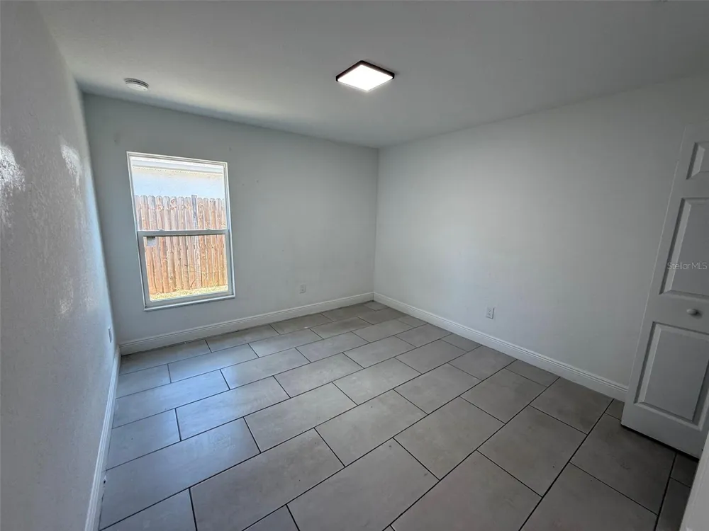 5112 PACIFIC AVENUE Weeki Wachee, FL 34607