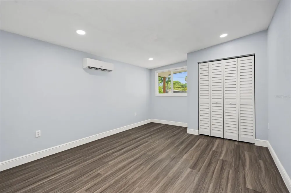 7377 ROYAL PALM DRIVE New Port Richey, FL 34652