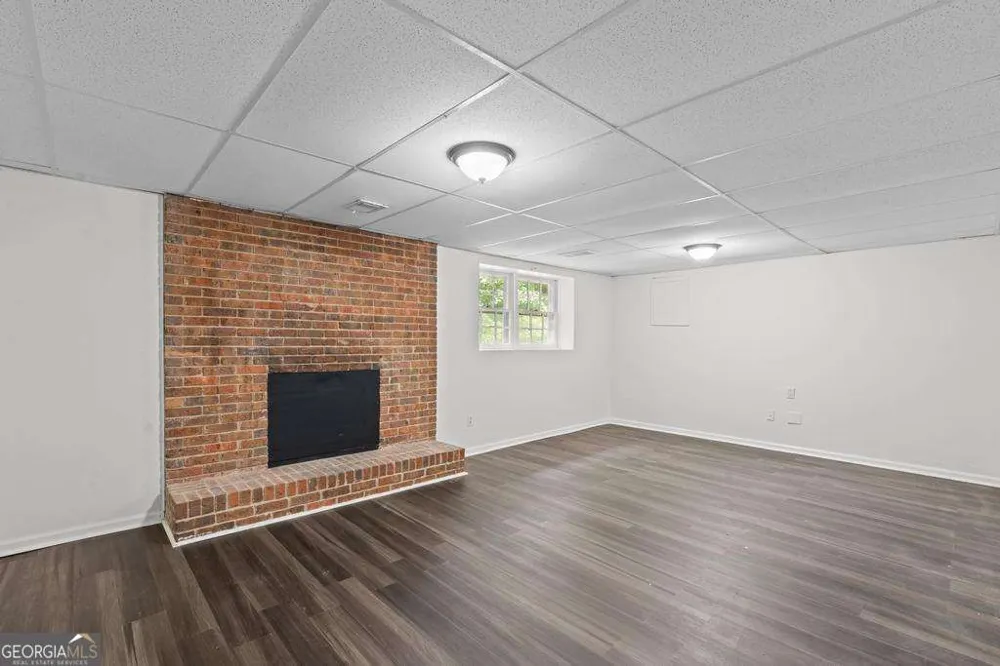246 Barbara LN SW Mableton, GA 30126
