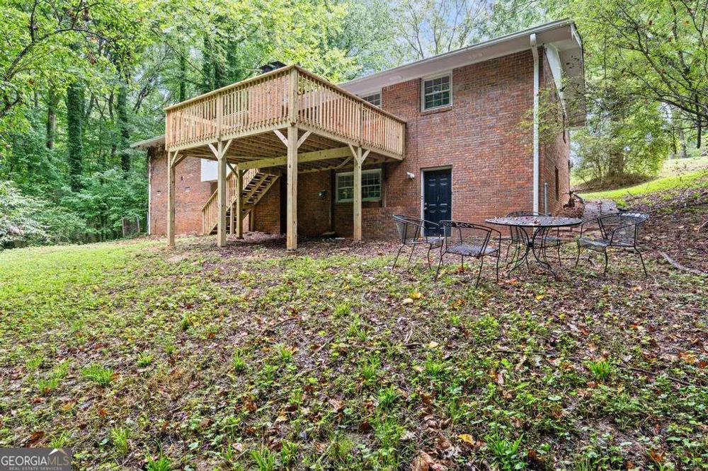 246 Barbara LN SW Mableton, GA 30126