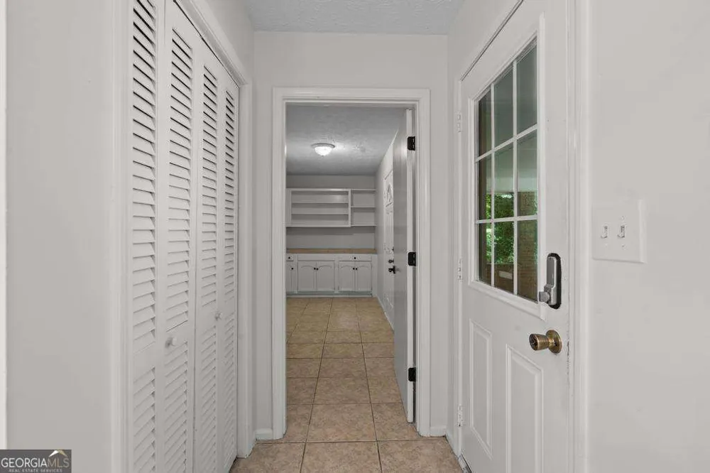 246 Barbara LN SW Mableton, GA 30126