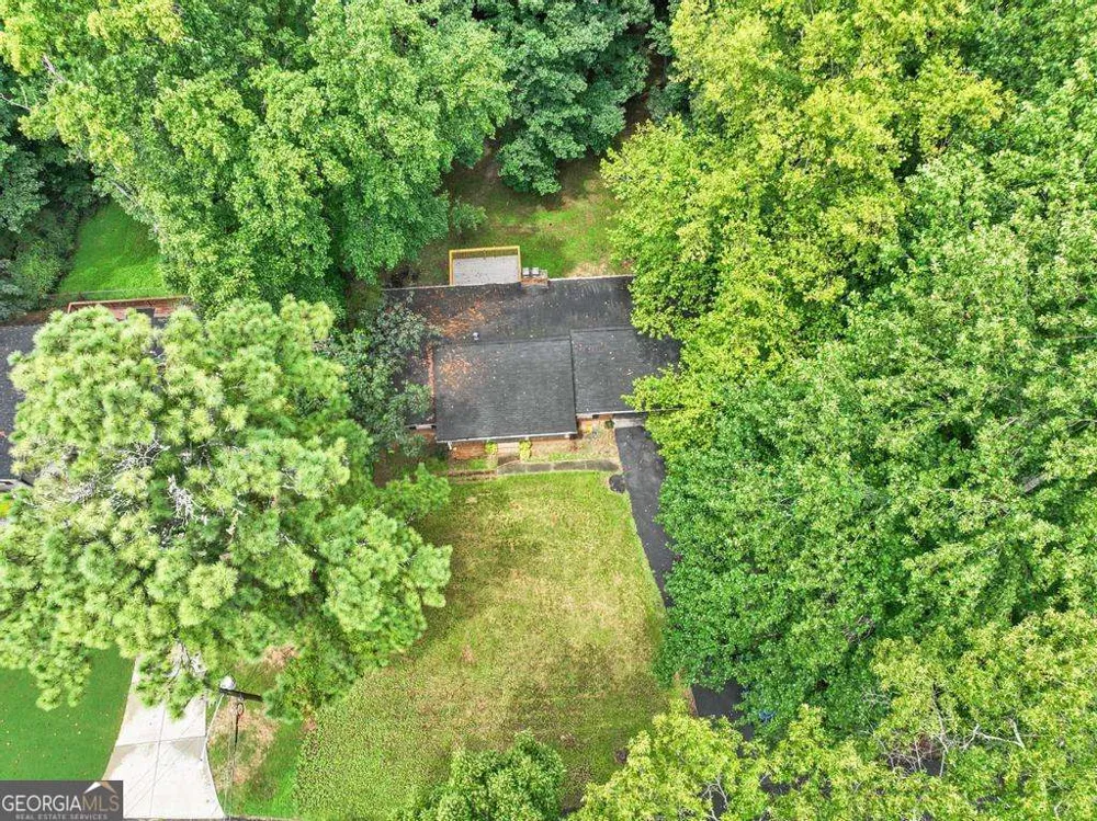 246 Barbara LN SW Mableton, GA 30126