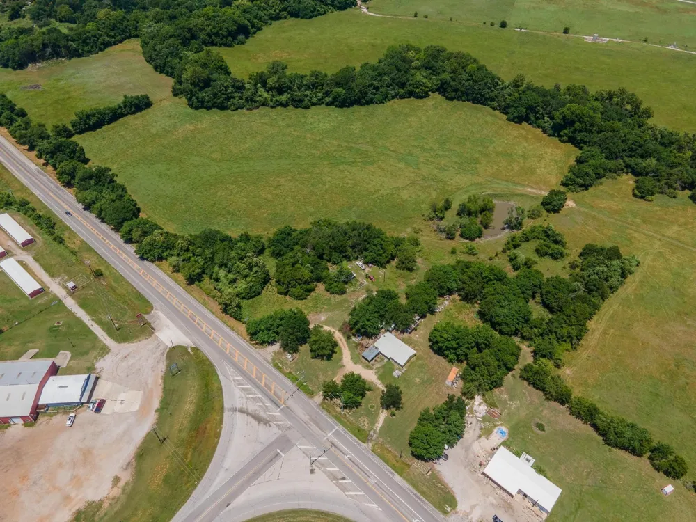504 Highway 114 Aurora, TX 76078