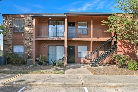 904 University Oaks Boulevard #148